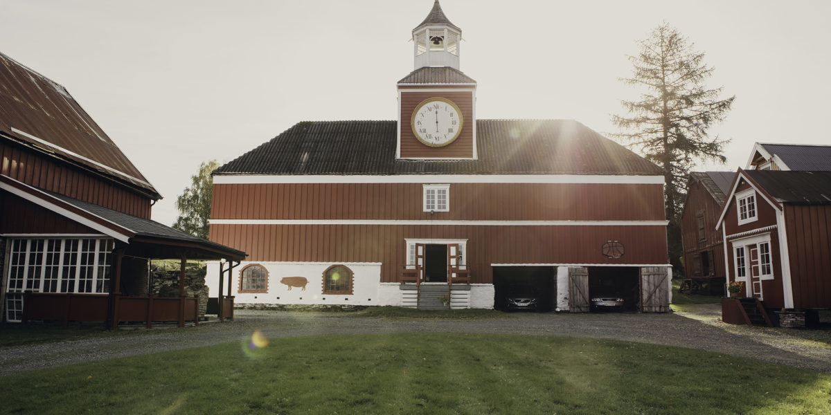 Historien til gården er også historien til lokalsamfunnet. - Tore Hammer Foto: Tom Gustavsen