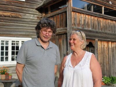 Terje Marstein og Edel Aas kjøpte Gardsøy i Vågå i 2011. Foto: Kjell Nyhus