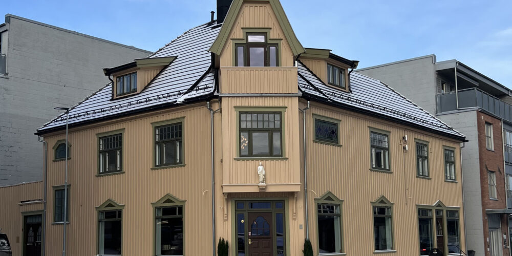 Fikk pris: Apothekgården fikk tildelt Indre Østfold kommunes arkitektur- og byggeskikkpris for 2023